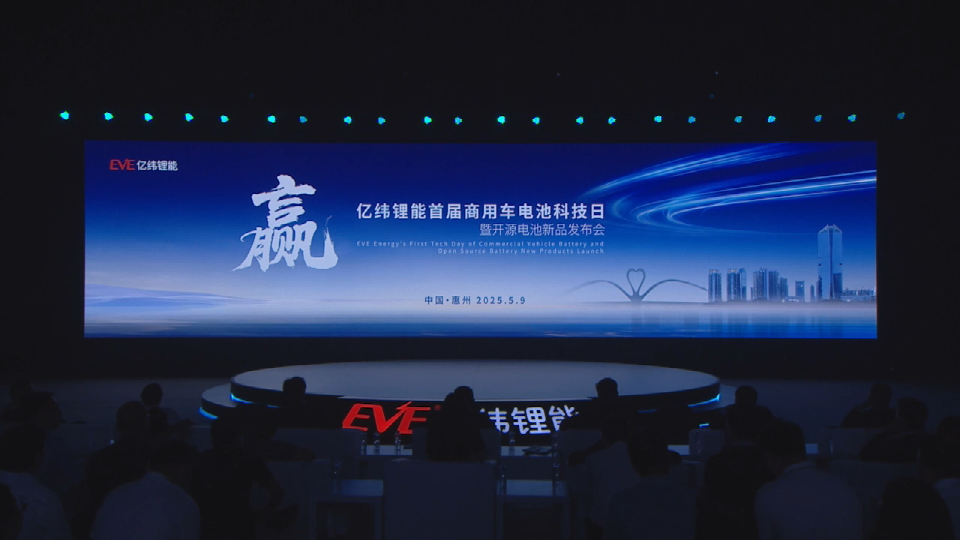 江吉兵院长加前端.png